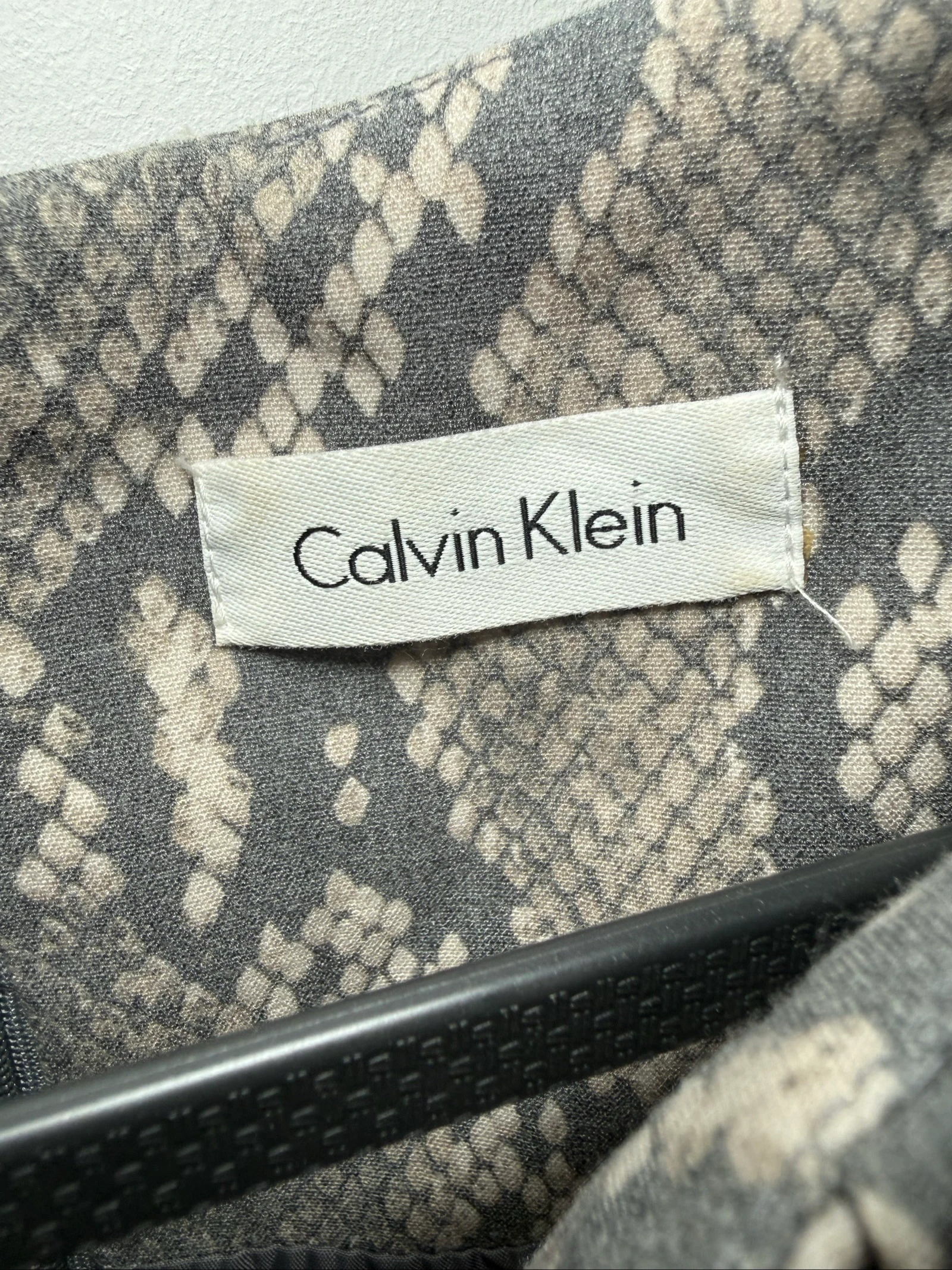 Calvin Klein Snake Print Sheath Dress – Size M – Elegant Bodycon Midi – photo 3